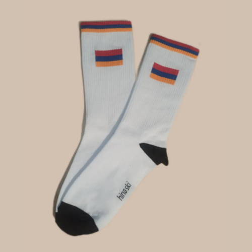 Գուլպա Եռագույն